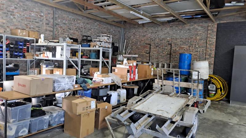 To Let commercial Property for Rent in Fairview Eastern Cape
